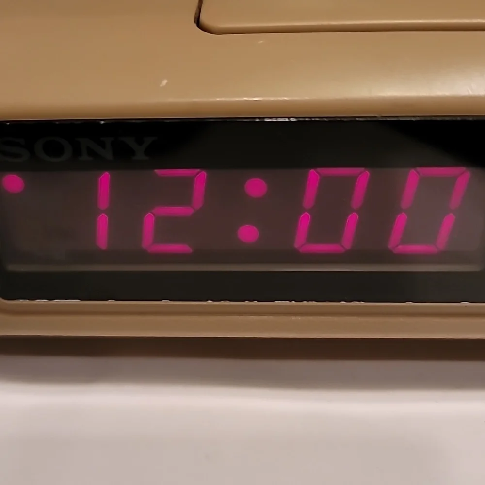Digital Clock Radio Sony Dream Machine alarm battery backup vintage